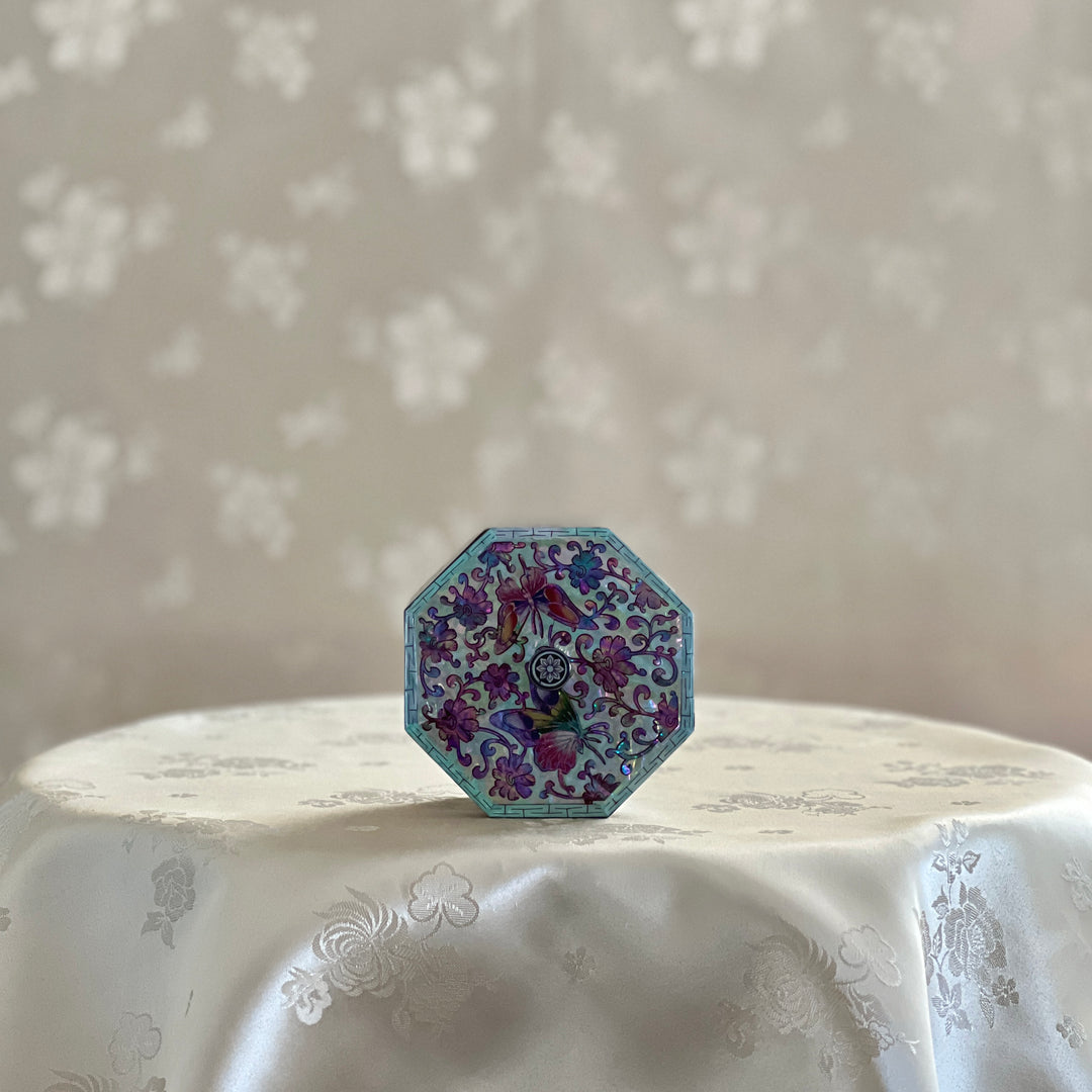 Mother of Pearl Octagon Shaped Jewelry Box with Plum Blossom and Butterfly Pattern (자개 호접 매화문 팔각 함)