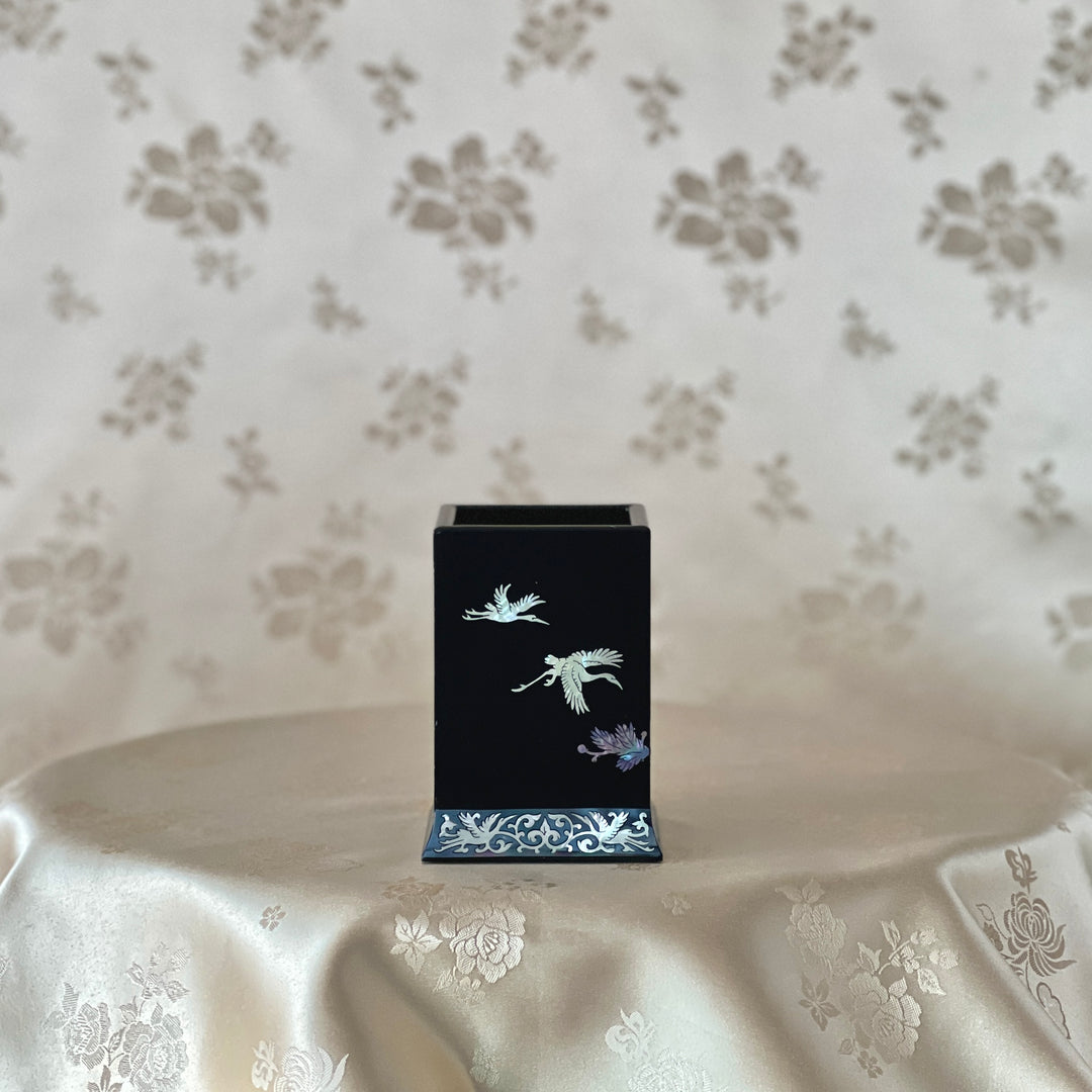 Mother of Pearl Black Color Pen Holder with Crane and Pine Tree Pattern