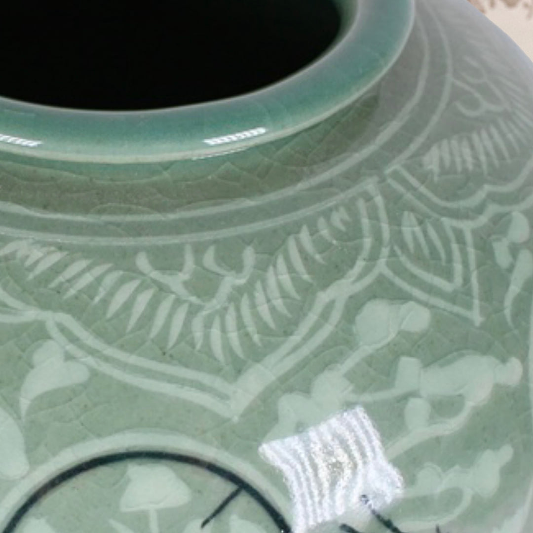 Celadon Vase with Inlaid Crane and Cloud Pattern (청자 상감 운학문 호)