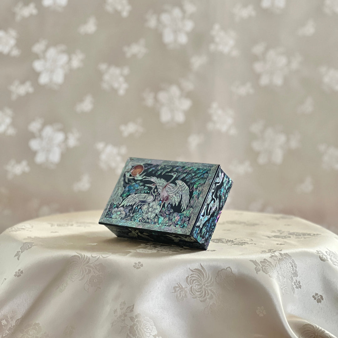 Mother of Pearl Business Jewelry or Business Card Box with Crane and Pine Pattern (자개 송학문 명함보관함)