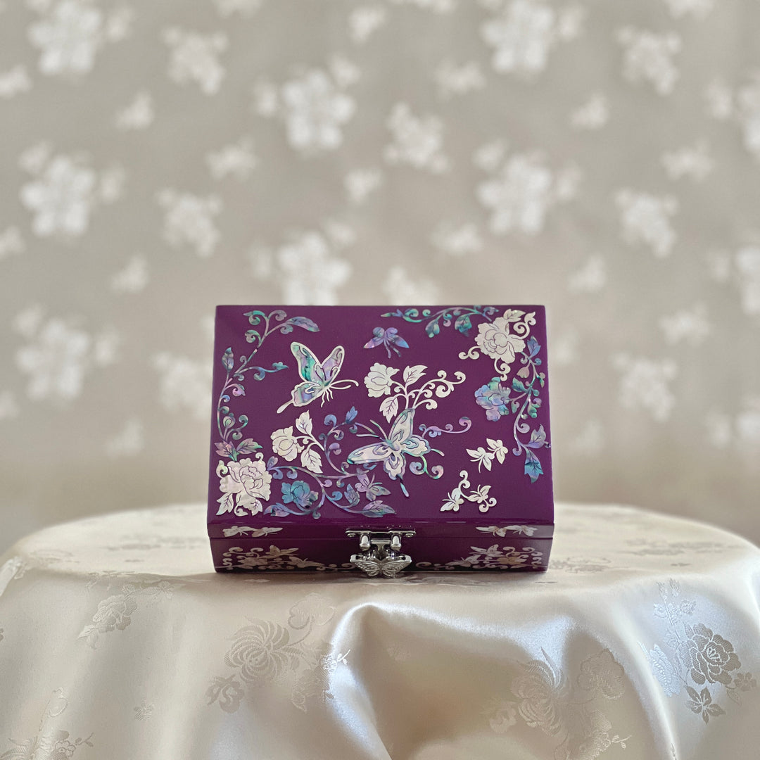 Mother of Pearl Purple Jewelry Box with Butterfly and Peony Pattern (자개 호접 목단문 보석함)