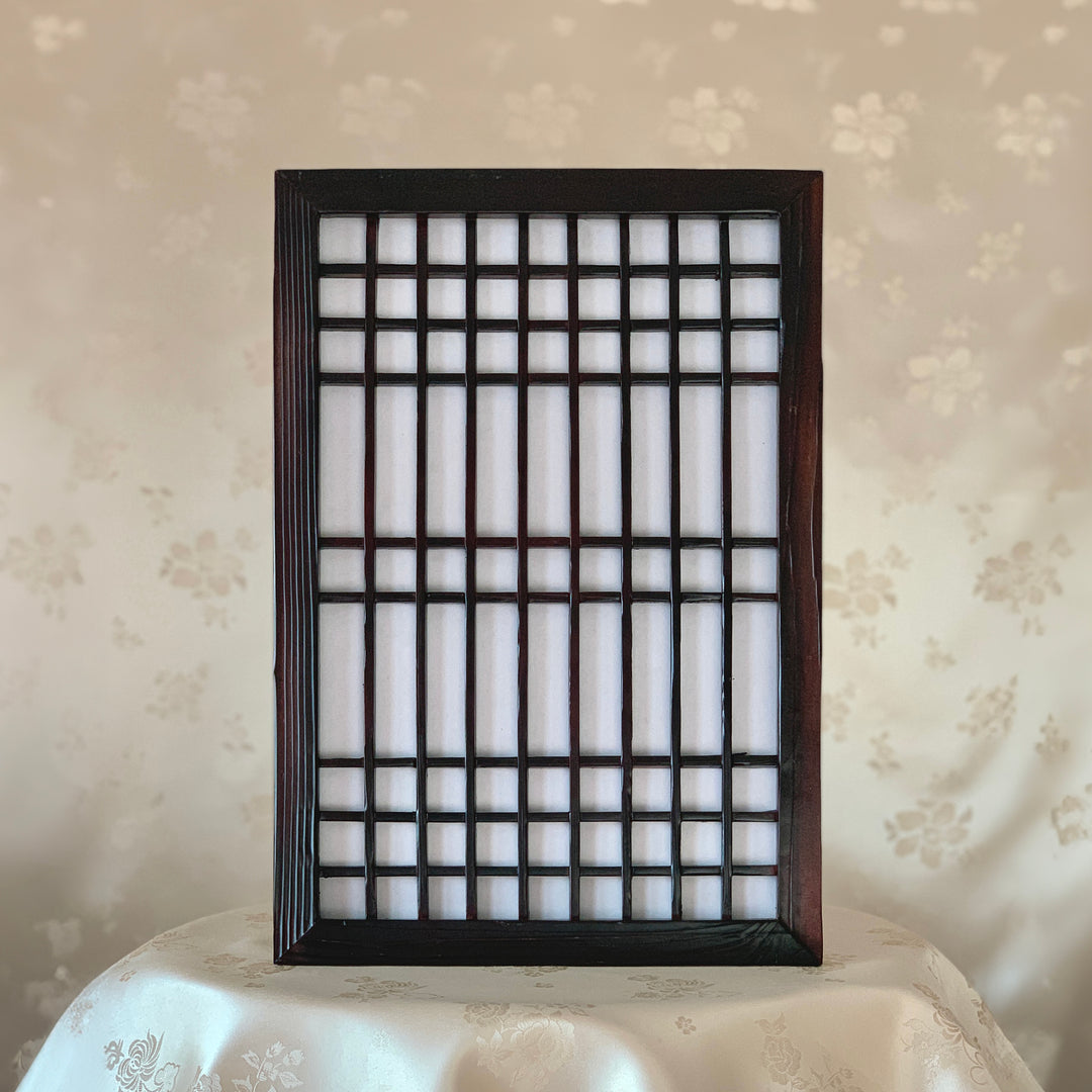 Wooden Window or Door Frame for Home Decor (전통 목재 문창살)