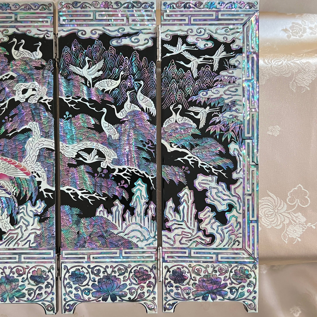 Mother of Pearl Wooden Folding Screen for Table with Longevity Symbols Pattern (자개 장생문 6폭 병풍)