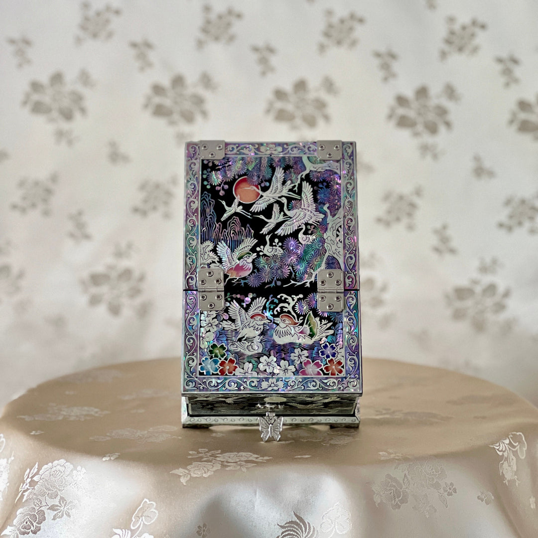 Mother of Pearl Jewelry Box with Mirror Stand and Beautiful Crane, Bird and Pine Pattern (자개 송학 조문 경대함)