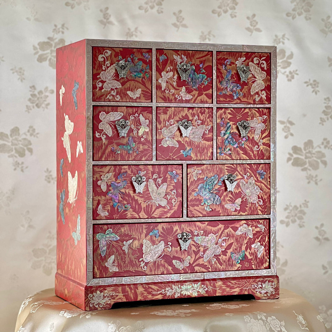 Mother of Pearl Silk Layered Orange Color Cabinet with Pattern of Butterflies (비단 금사 호접문 자개 약장)