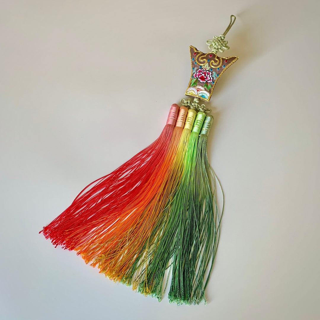 Norigae - Korean traditional hanbok accessory rainbow flower