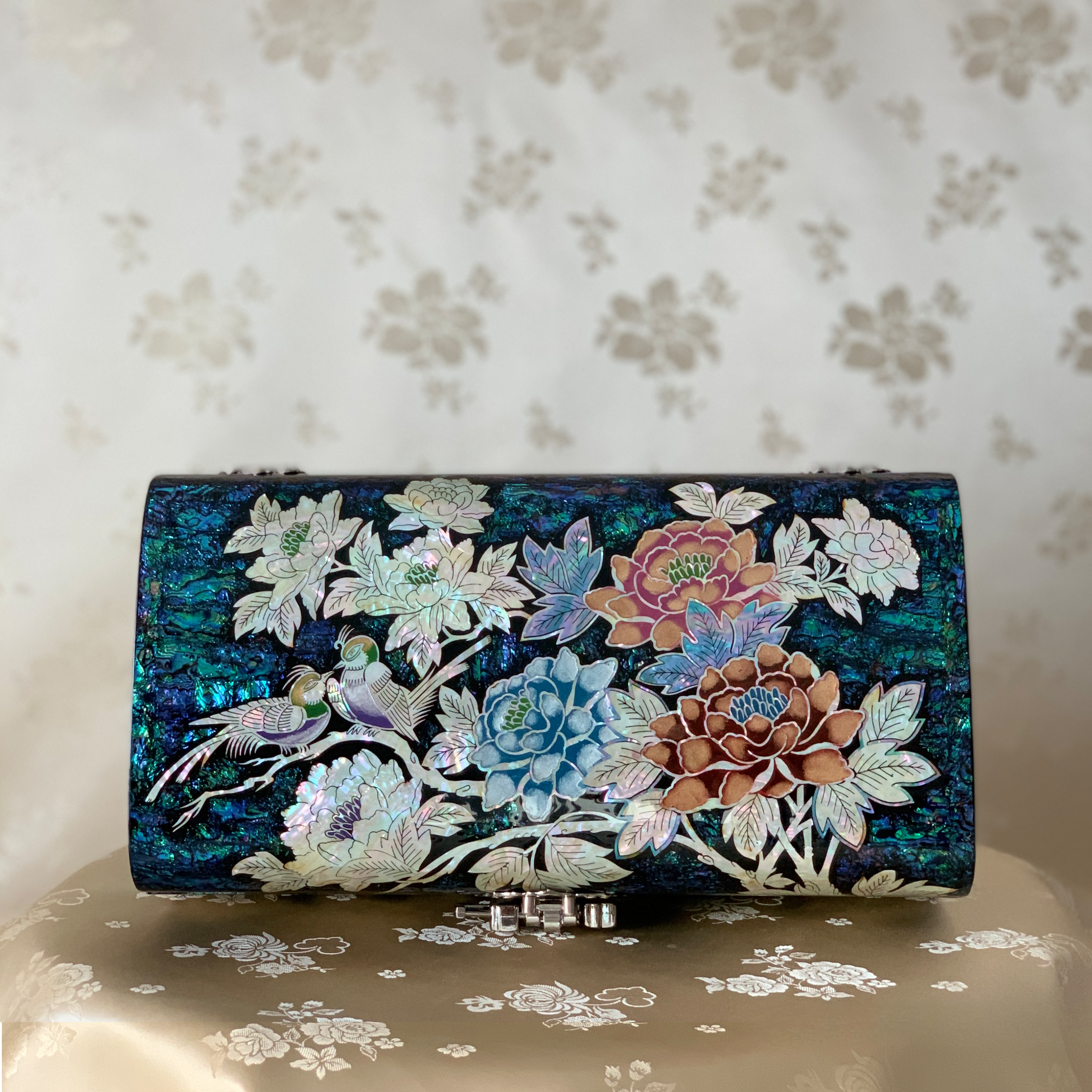 The Language of Luxury: The Hidden Meaning Behind Peonies and Songbirds