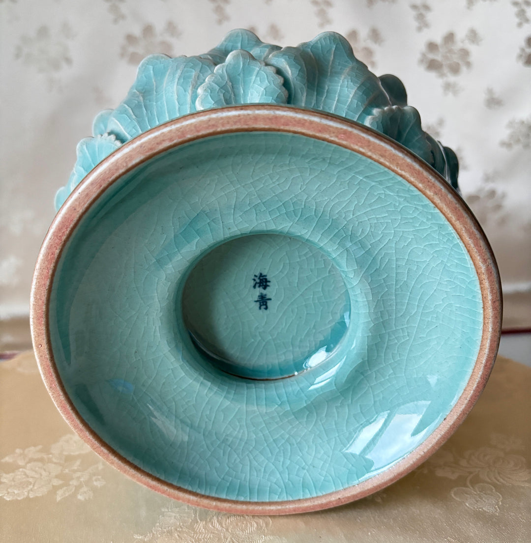 Celadon Incense Burner: Grand Scale with Lotus Motif and Openwork Lid