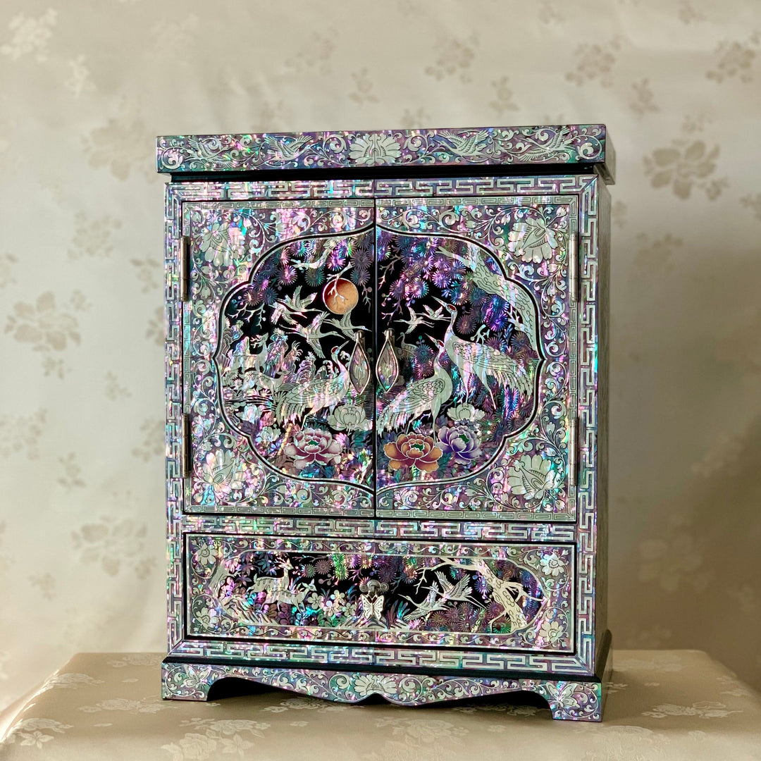 Mother of Pearl Double Doored Jewelry Box with Longevity Symbols Pattern (자개 장생문 양문 보석함)