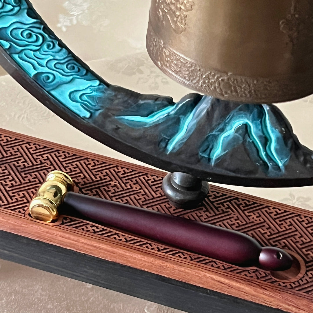 Bronze Bell on Crescent Moon Stand: Cheongwol Bell, Sacred Bell of King Seongdeok Motif
