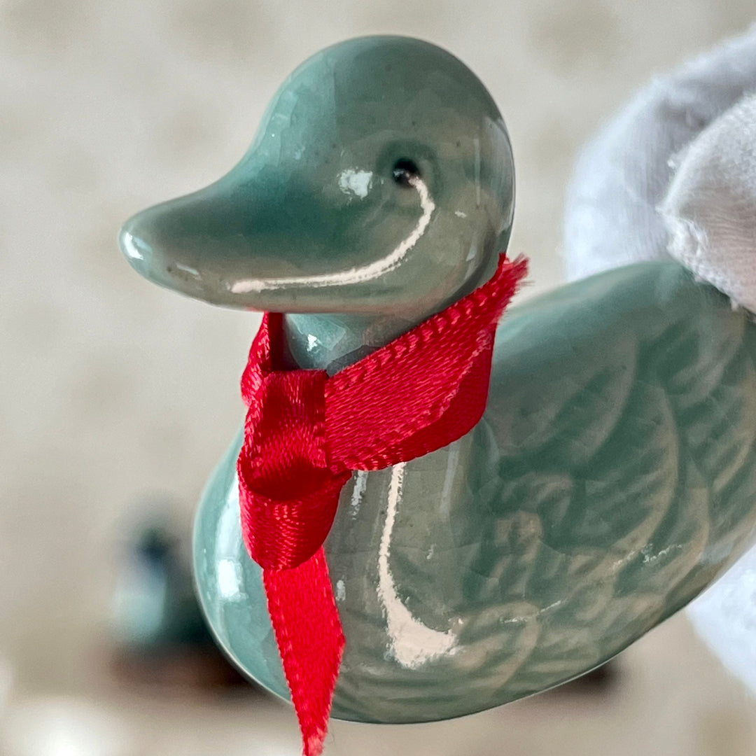 Celadon Miniature Set of Duck (Won Ang) Family (청자 미니어쳐 원앙세트)
