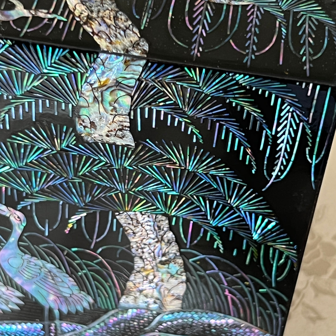 Mother-of-Pearl Double Chest (Ssanghap): Grand-Scale, Crane Family beneath Pine Trees