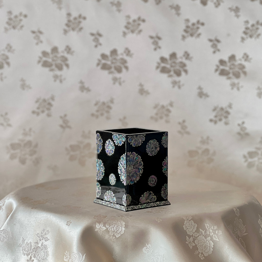 Mother of Pearl Pen Holder with Chrysanthemum Pattern (자개 국화문 필통)