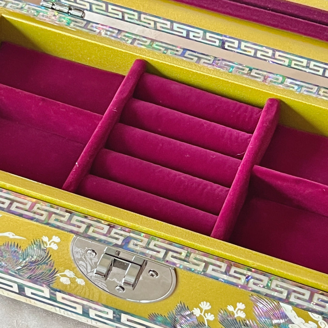 Mother-of-Pearl Jewelry Box: Pine and Crane Motif on Gold Ground