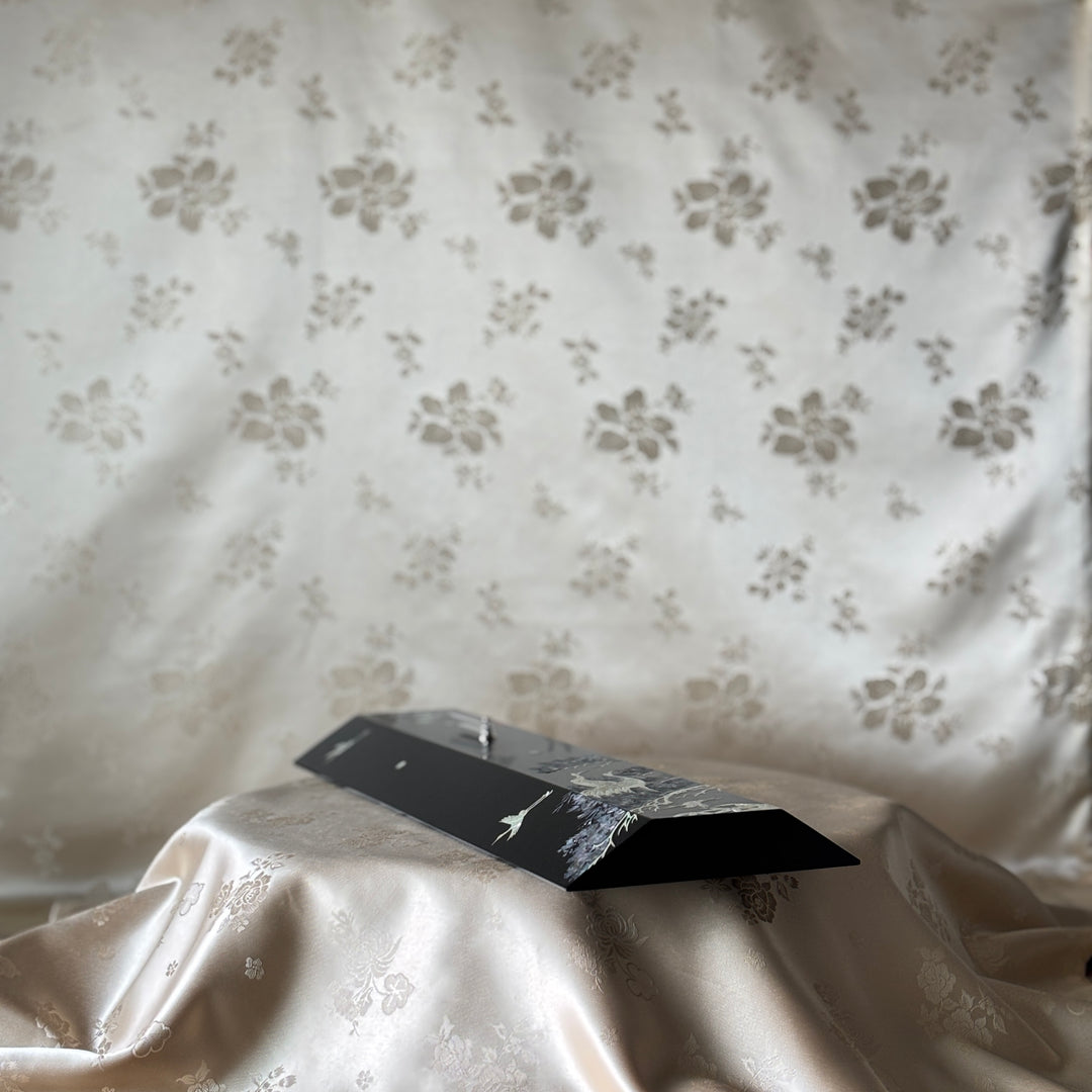 Mother-of-Pearl Wall Clock: Crane and Pine Motif with Moon