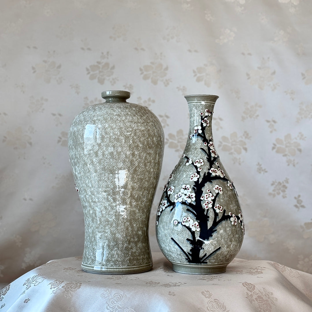 Buncheong Maebyeong and Jubyeong Vase Set: Stamped Chrysanthemum Ground with Plum Blossom Motif