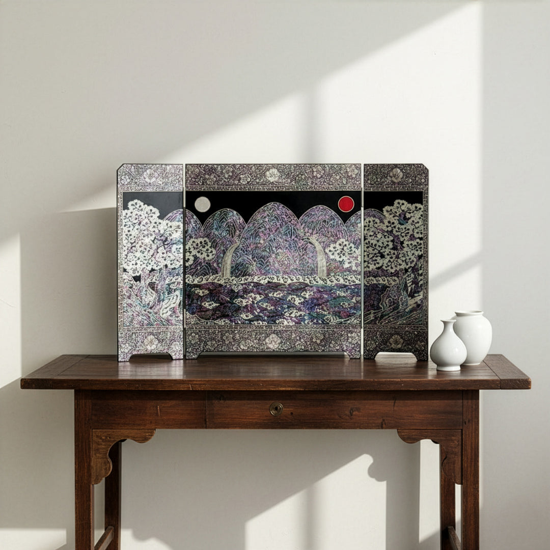 Mother-of-Pearl Folding Screen: Grand-Scale Sun, Moon and Five Peaks Landscape (Ilwol O’bongdo)