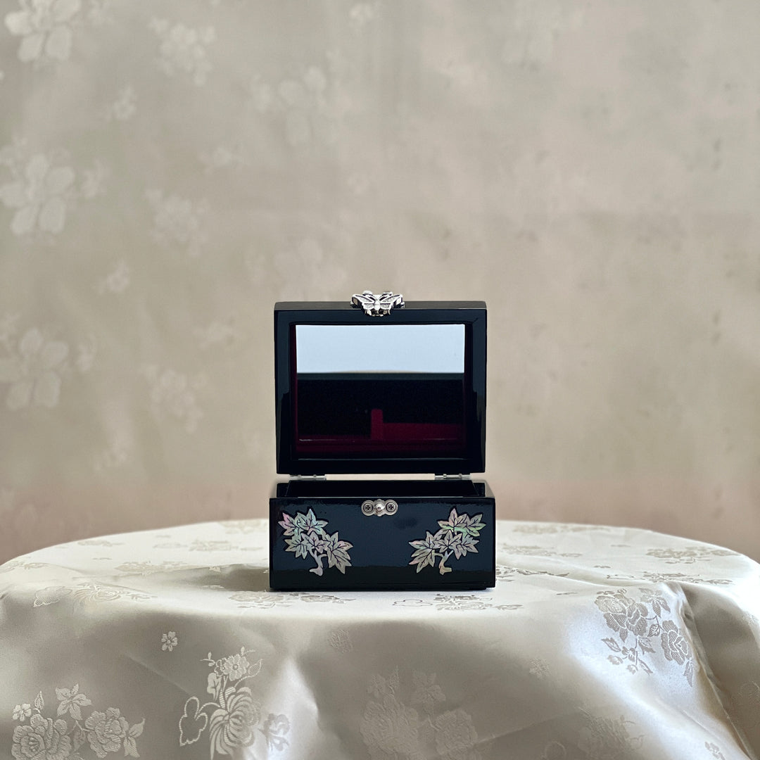 Mother-of-Pearl Ring Box: Bear, Rocky Mountains, Inuksuk and Maple Leaf Motifs