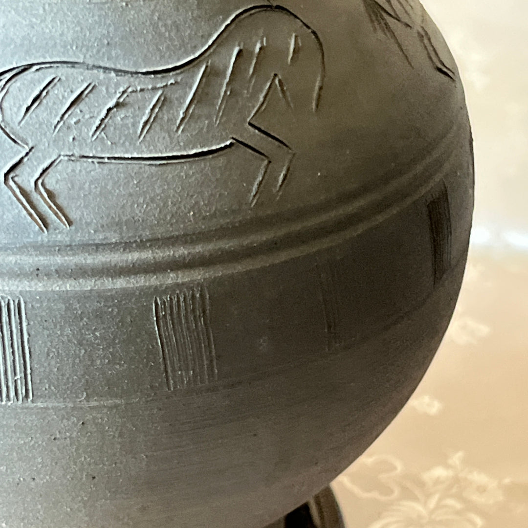 Silla Earthenware Long-Necked Jar: Horse Motif with Ring Ornaments