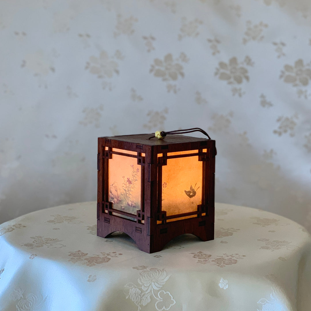 Wooden Accent Lantern for Hanging with Traditional Painting Pattern (황묘농접도 목재 걸이 등)