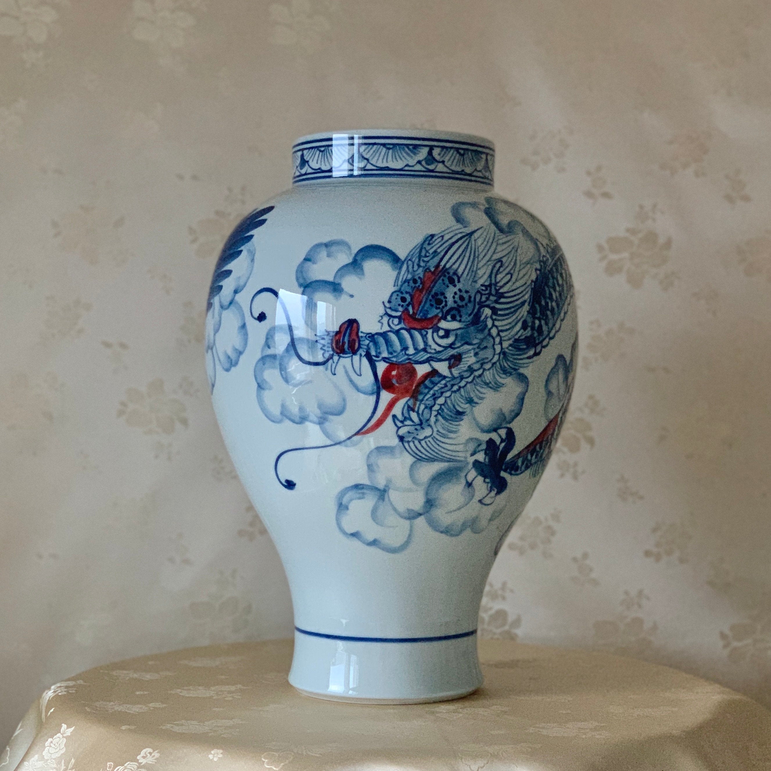 伊東慶（奎） 水明釉 牡丹紋 白磁花瓶 白磁花瓶 伊東慶（奎） 水明釉 牡丹紋 白磁花瓶 2026年最新】Yahoo!