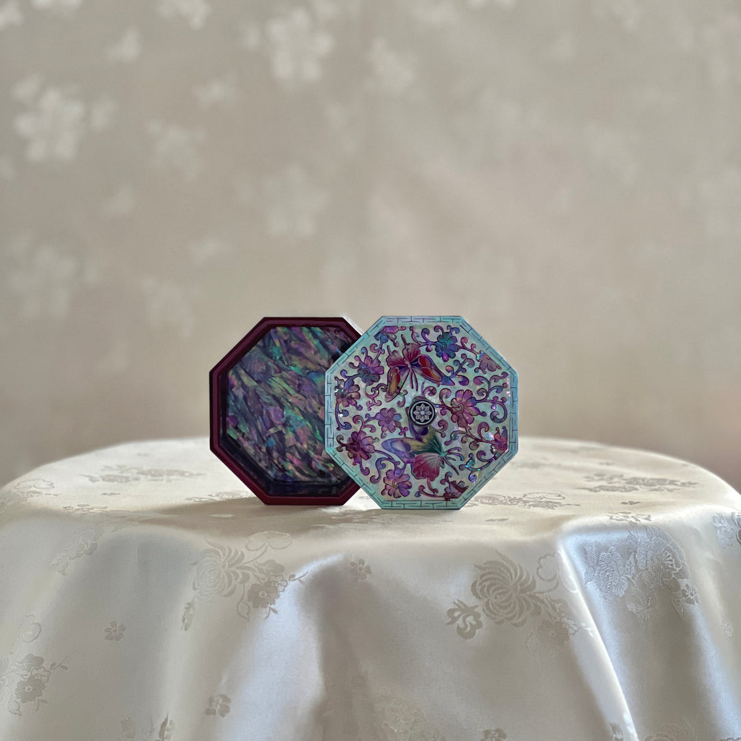 Mother of Pearl Octagon Shaped Jewelry Box with Plum Blossom and Butterfly Pattern (자개 호접 매화문 팔각 함)