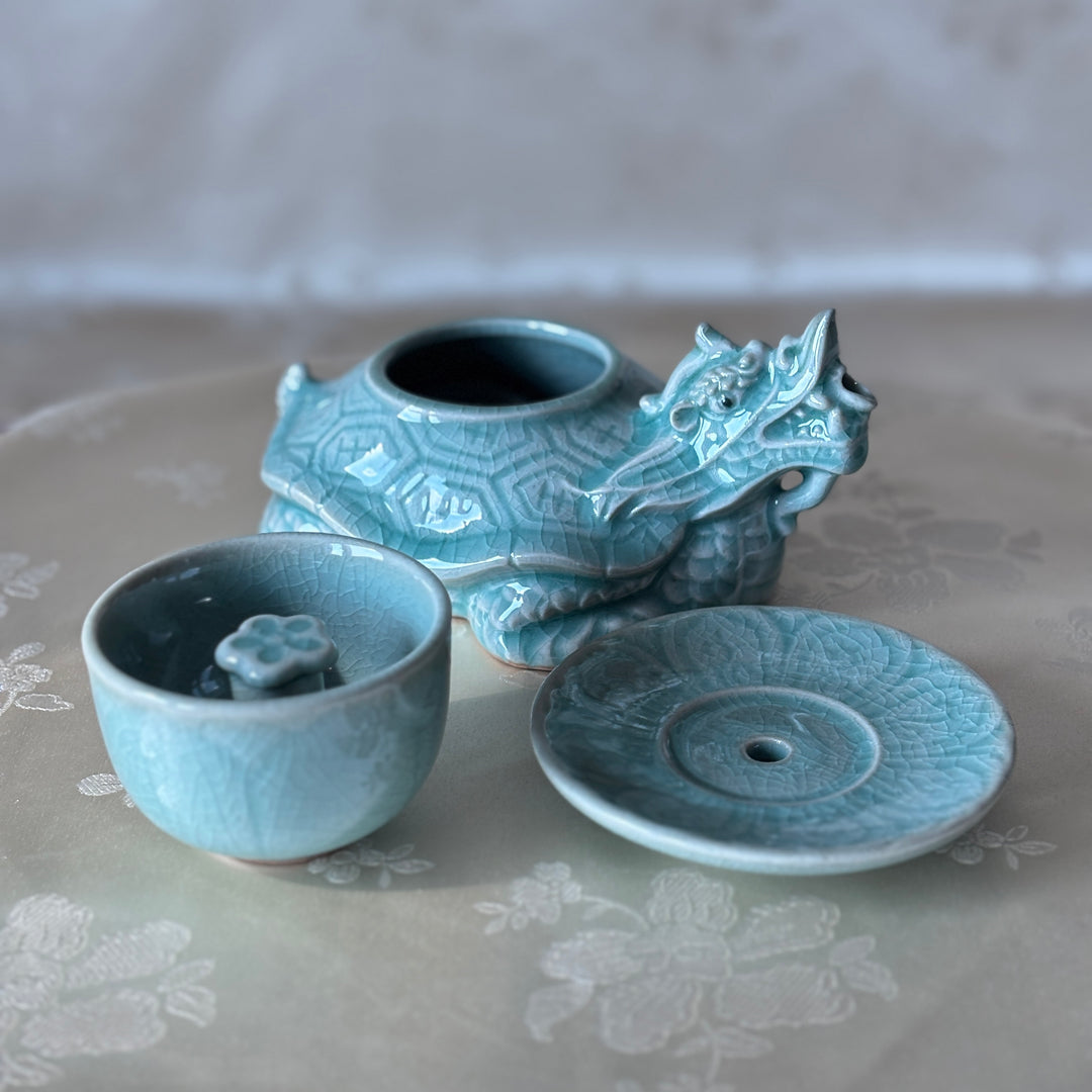 Celadon Gye-yeong Bae (Sobriety Cup): Dragon Turtle Motif by Master Artisan
