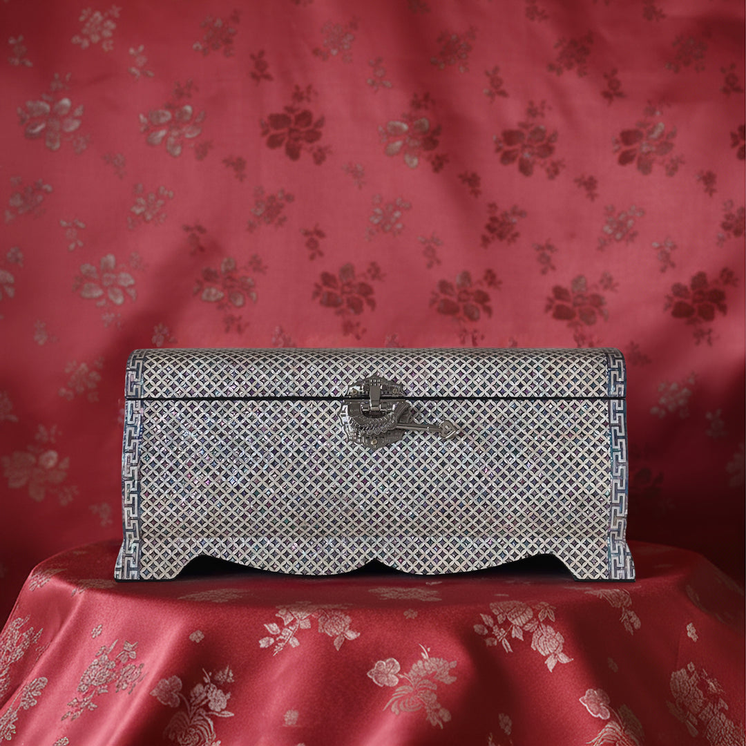 Mother of Pearl Jewelry Box: Extra-Large Curved Chest with Chilbo Lattice Pattern