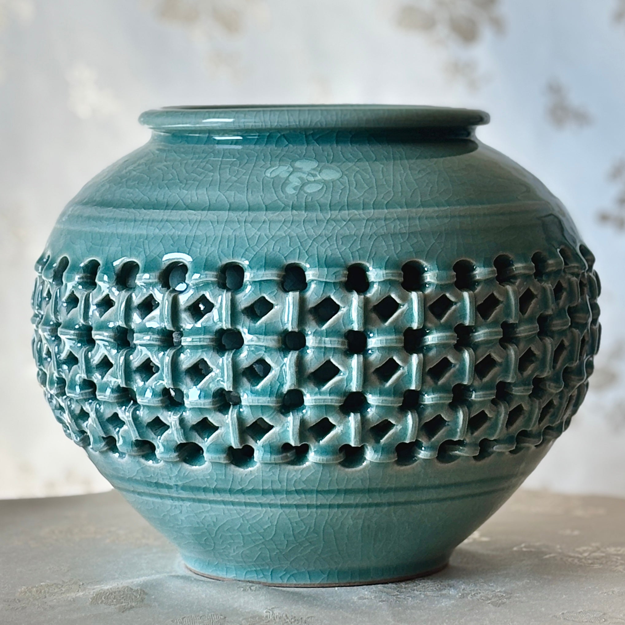 透かし二重花瓶 高麗青磁 花瓶 壺 青山 透かし 二重 陶器 陶芸 工芸品