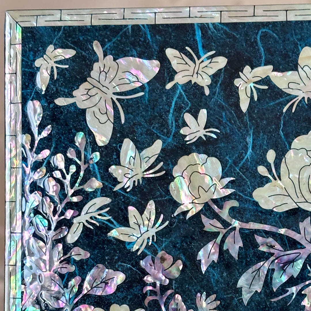 Mother of Pearl Jewelry Box: Butterfly and Peony Motif on Navy Hanji