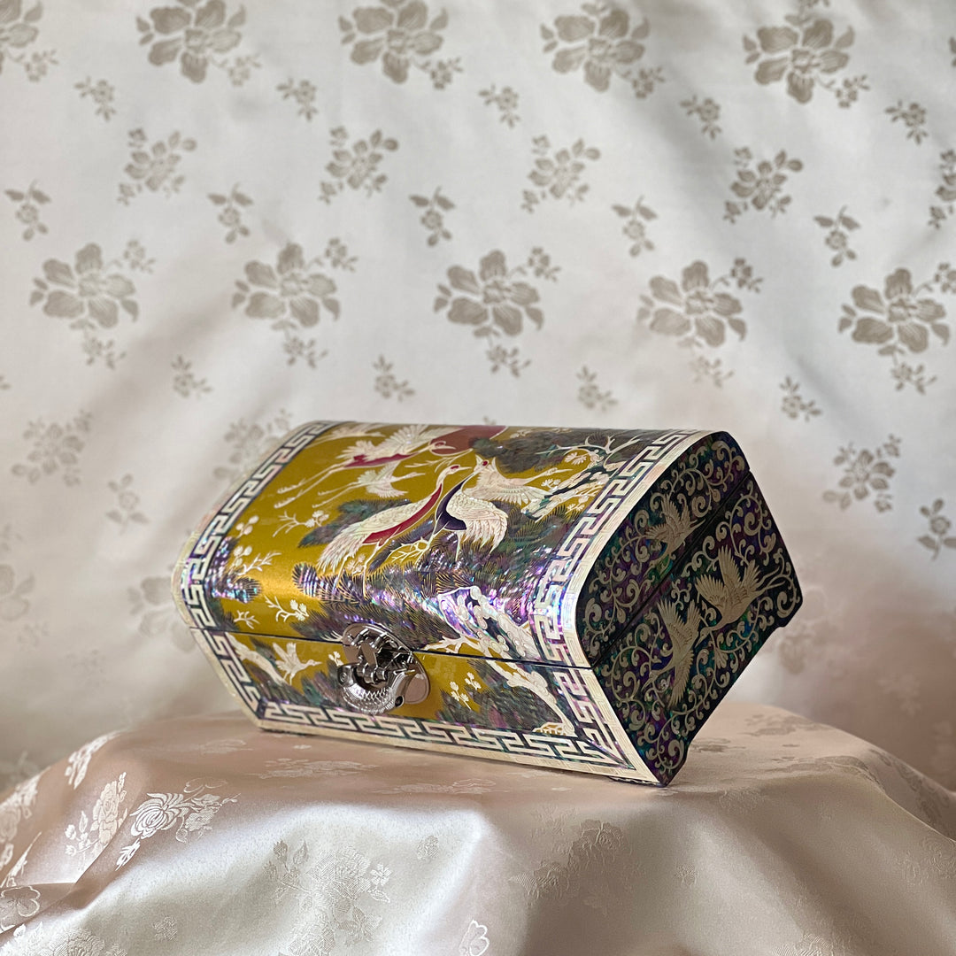 Mother-of-Pearl Jewelry Box: Pine and Crane Motif on Gold Ground