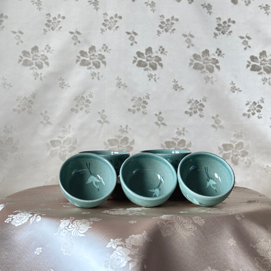 Celadon Cup Set: Inlaid Crane and Cloud Motifs