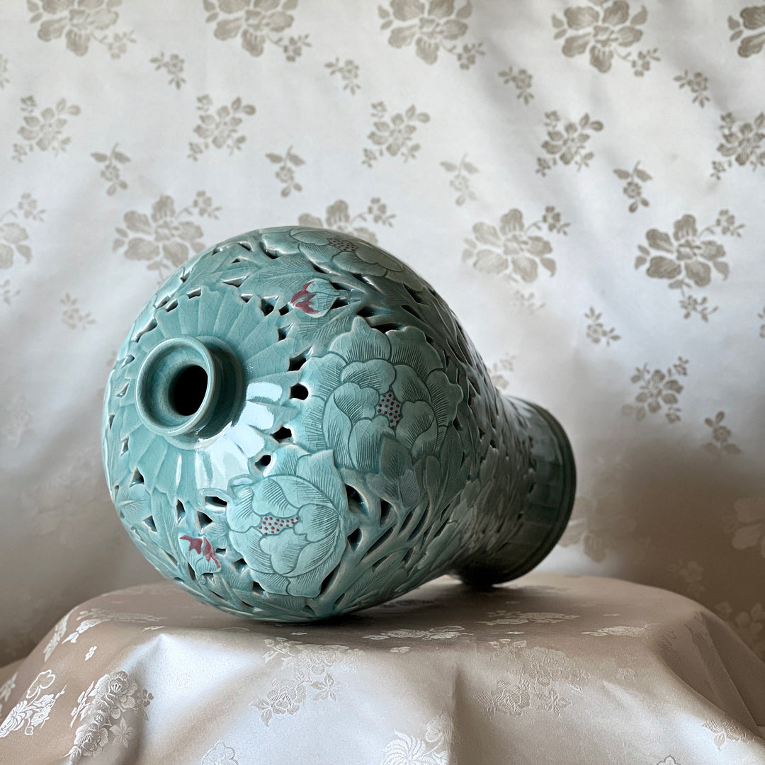 Celadon Double-Walled Openwork Vase: Sgraffito (Bakji) with Peony Motif