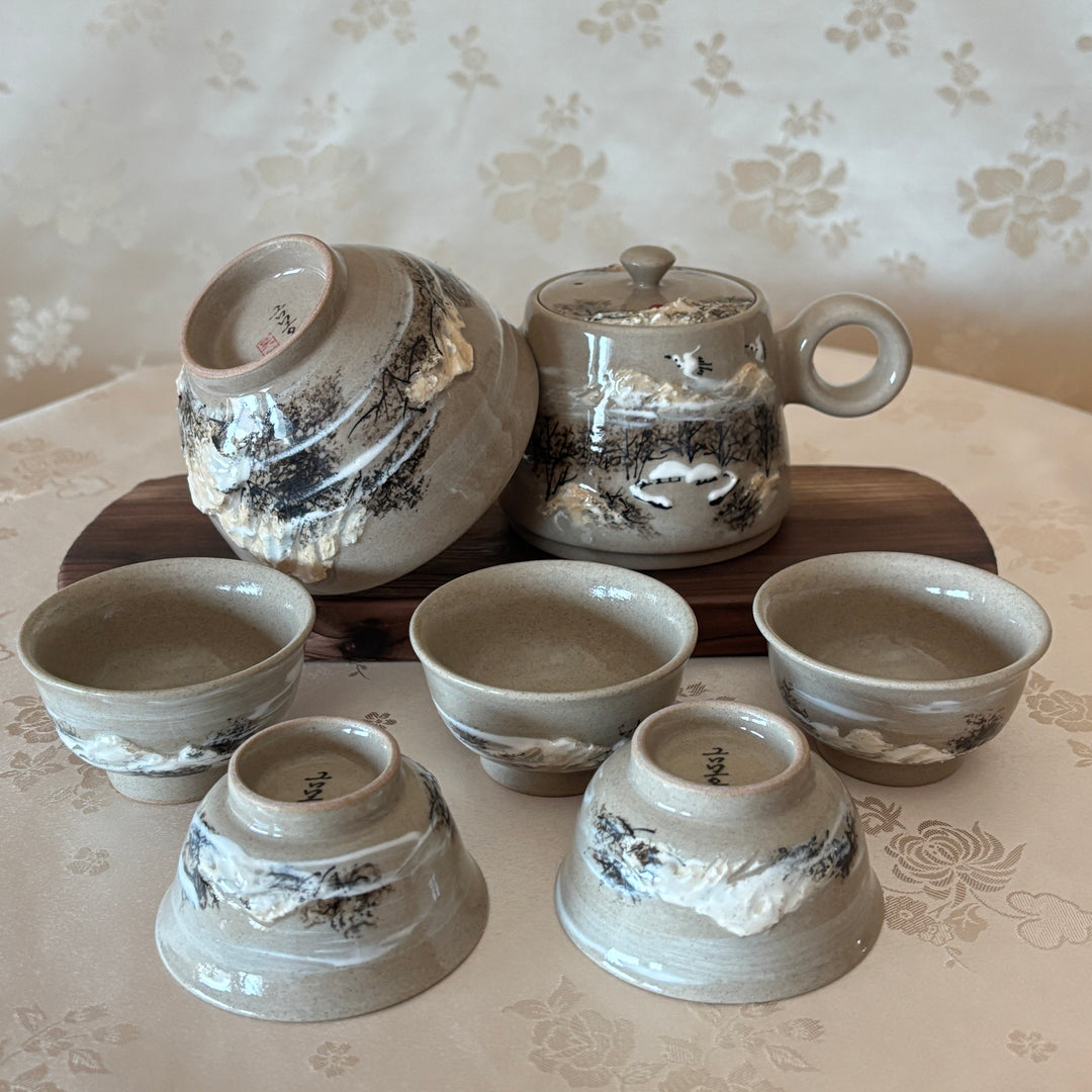 Buncheong Tea Set (Dagi): Relief-Applied Snowy Landscape Motif by Master Artisan, 5-Person Set