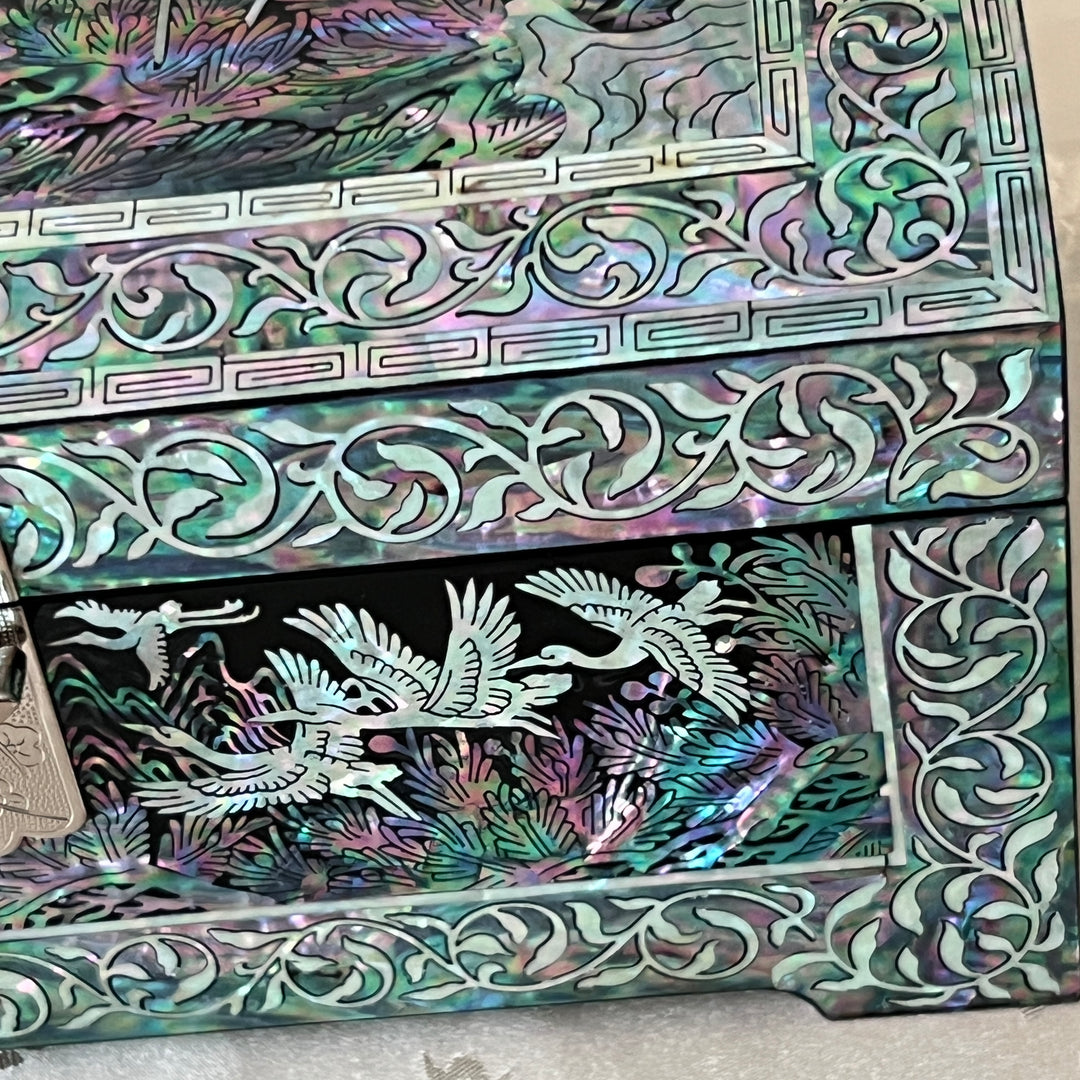 Mother-of-Pearl Jewelry Box: Auspicious Mountain Landscape with Cranes