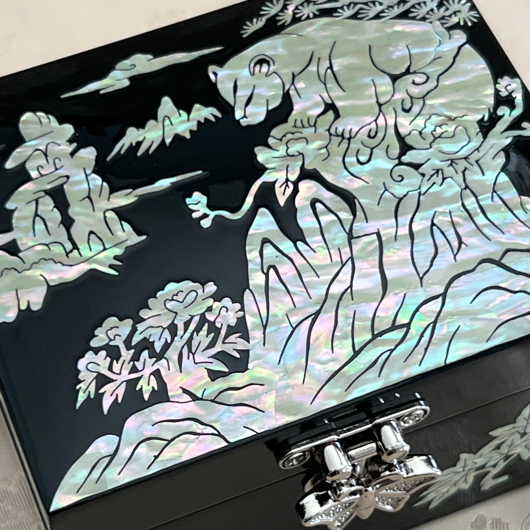 Mother-of-Pearl Ring Box: Bear, Rocky Mountains, Inuksuk and Maple Leaf Motifs