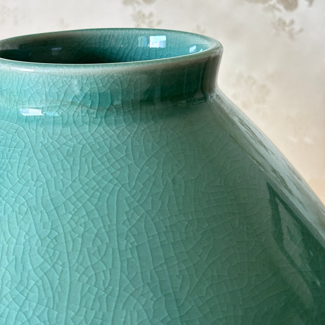 Celadon Jar: Pure Celadon Form