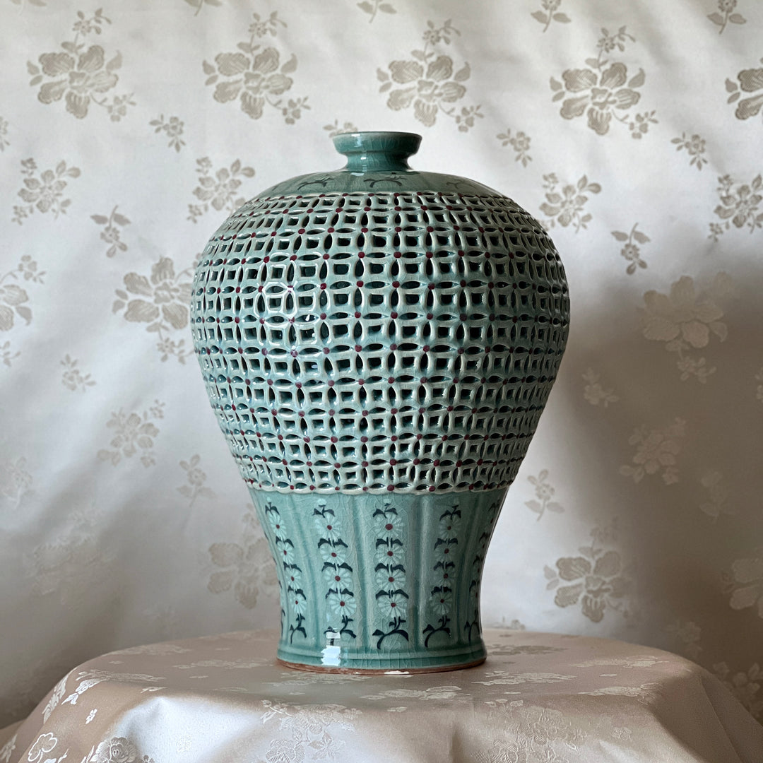 Celadon Maebyeong Vase Pair: Double-Wall Openwork with Peony and Chilbo Motifs