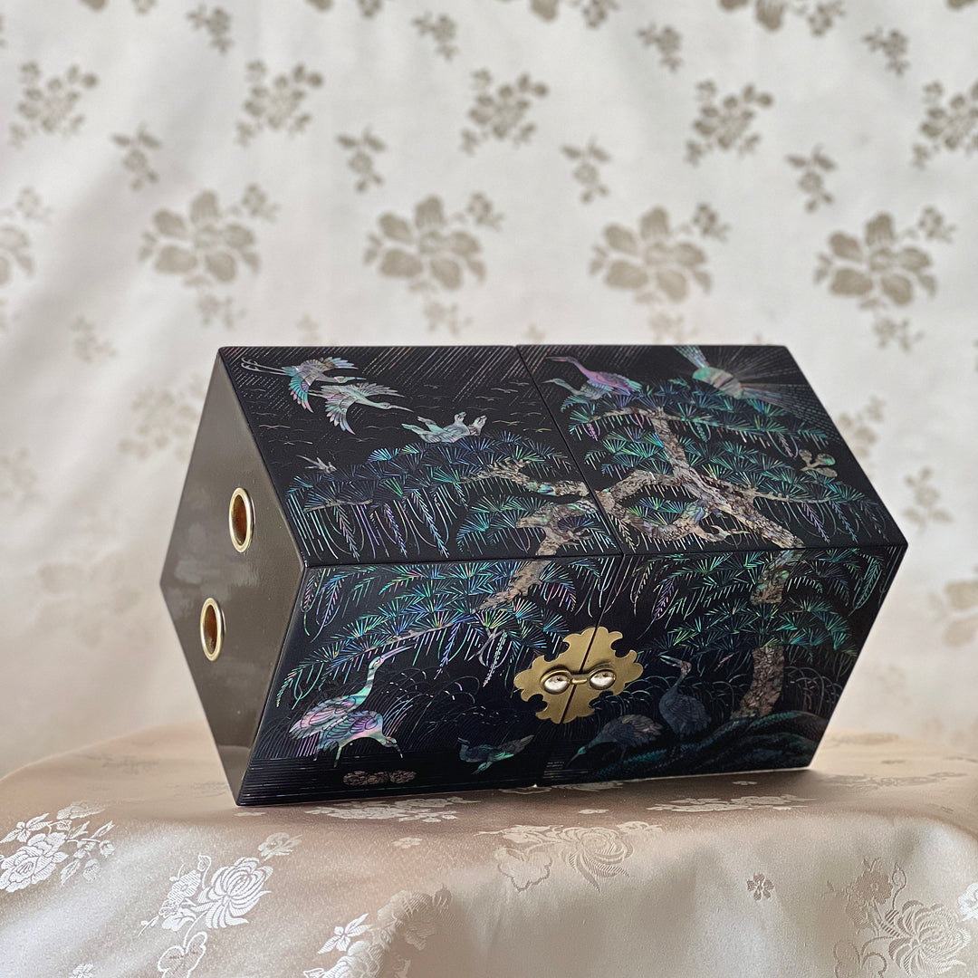 Mother-of-Pearl Double Chest (Ssanghap): Grand-Scale, Crane Family beneath Pine Trees