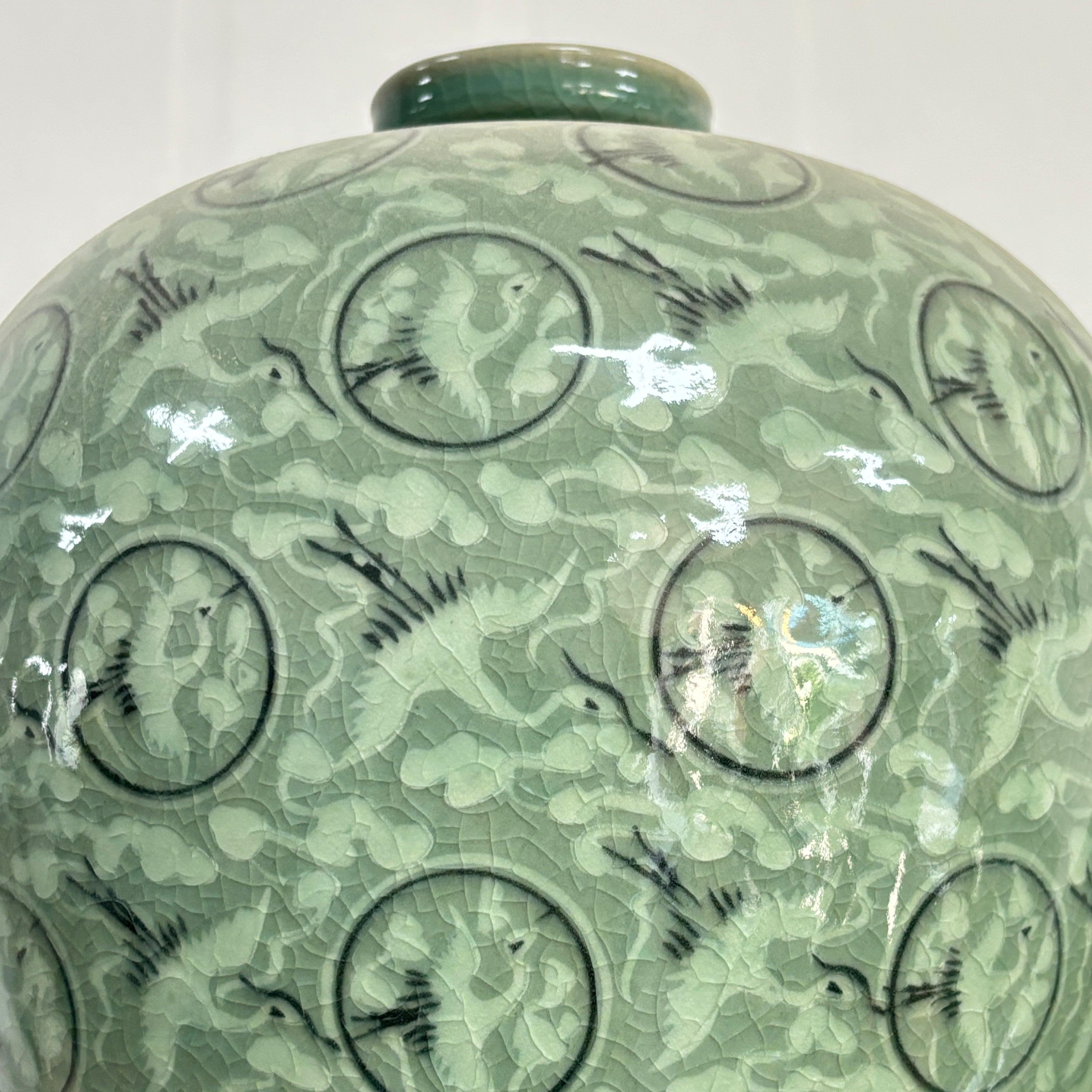 Celadon Openwork Vase Set: Inlaid Crane and Cloud Motif – ArtinKo