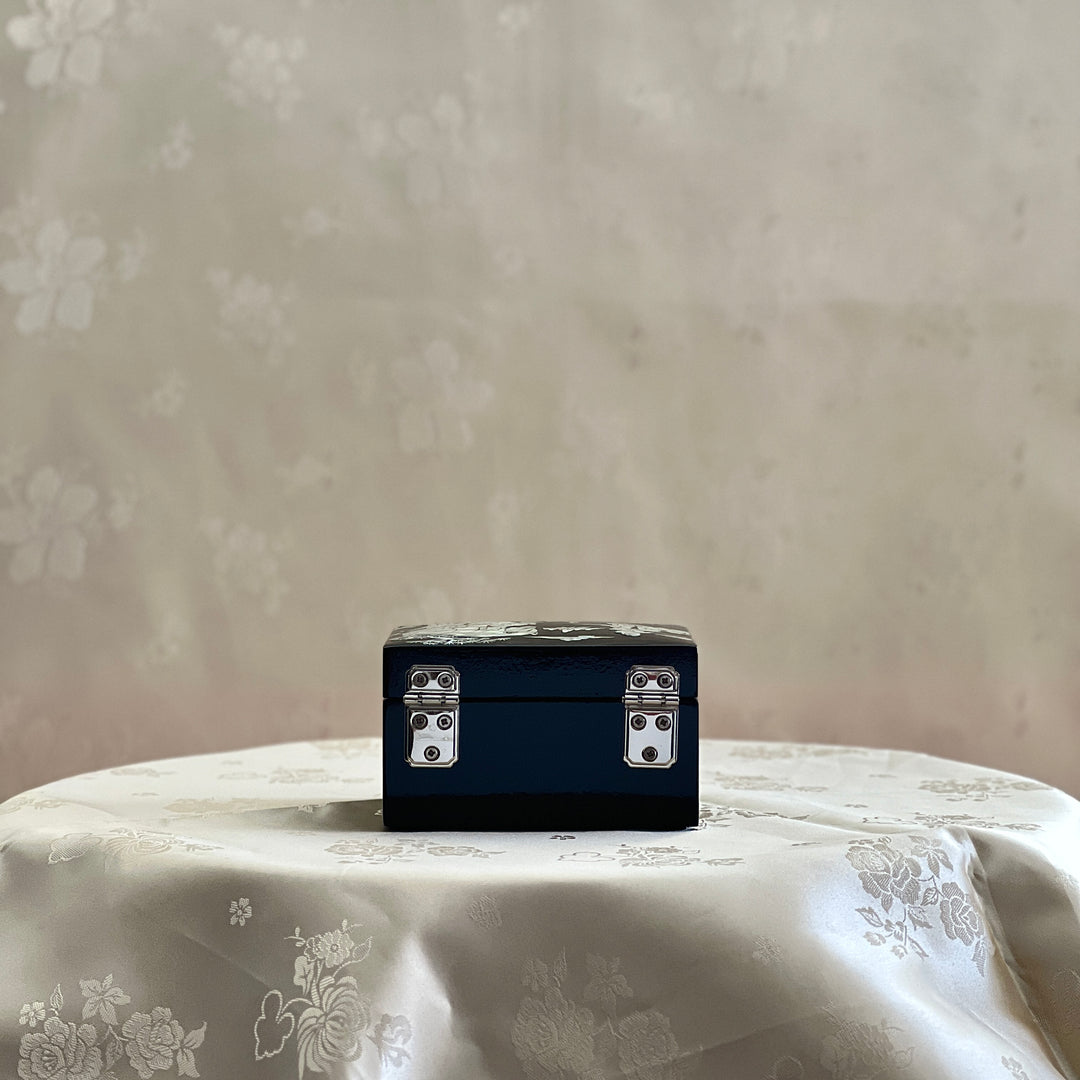 Mother-of-Pearl Ring Box: Bear, Rocky Mountains, Inuksuk and Maple Leaf Motifs