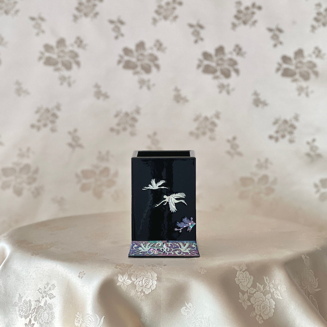 Mother of Pearl Black Color Pen Holder with Crane and Pine Tree Pattern (자개 송학문 필통)