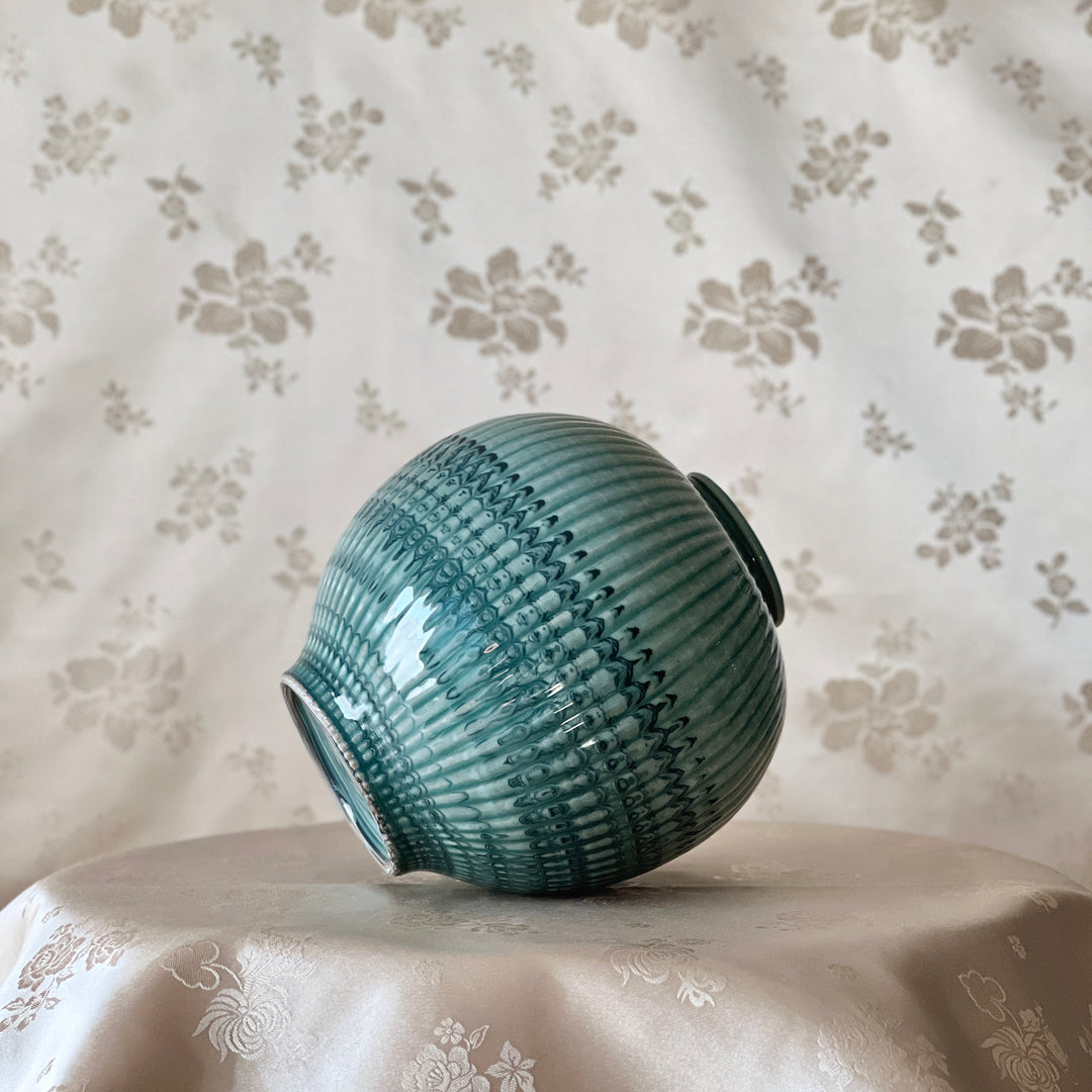 Celadon Jar (Danji): Yeollimun Mixed-Clay Technique