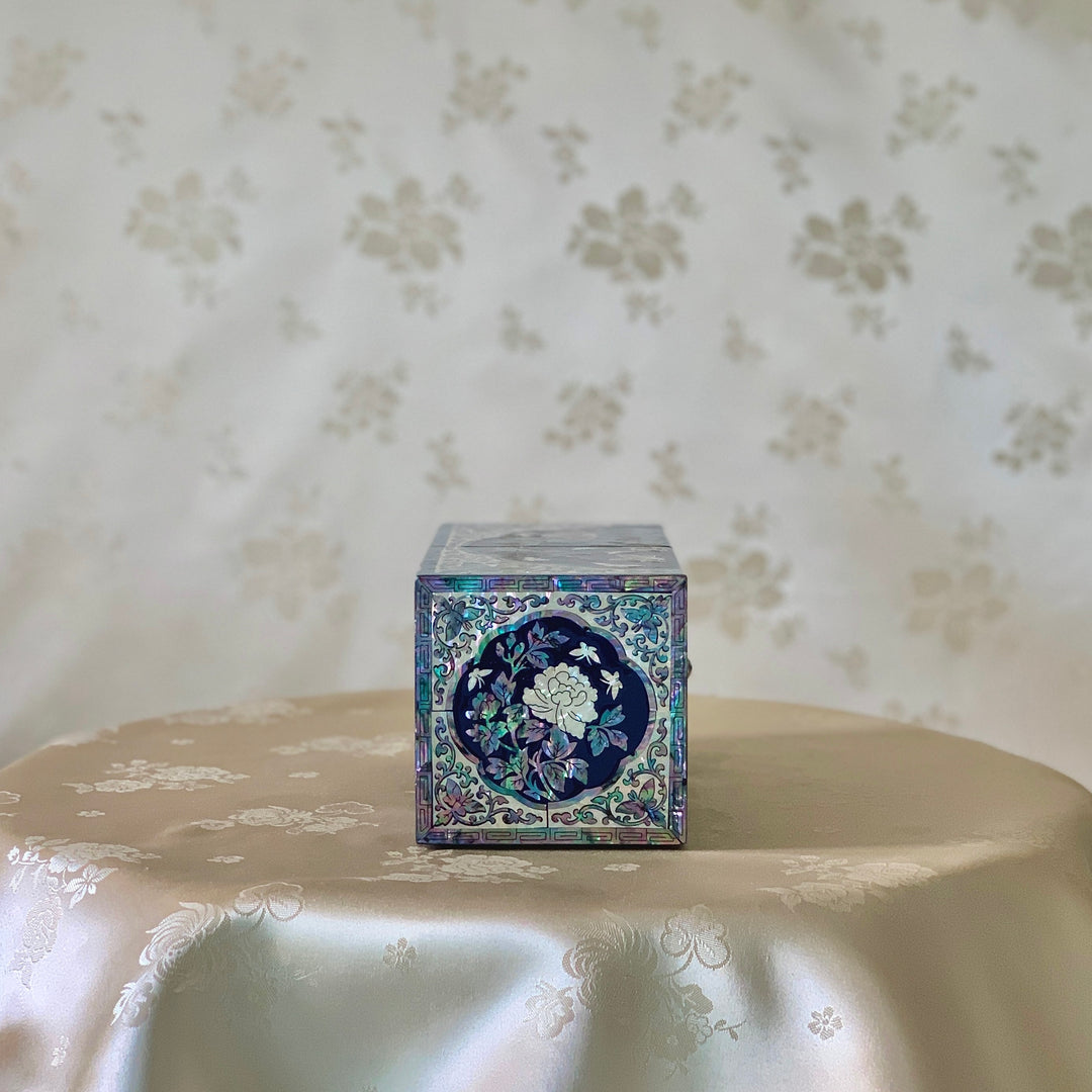 Mother of Pearl Cobalt Colored Wooden Jewelry Box with Butterfly and Peony Pattern (자개 목단문 쌍합)