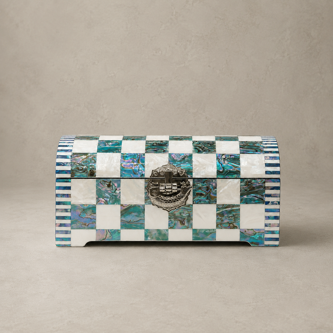 Mother-of-Pearl Jewelry Box: Checkered Pattern with White and Abalone Shell