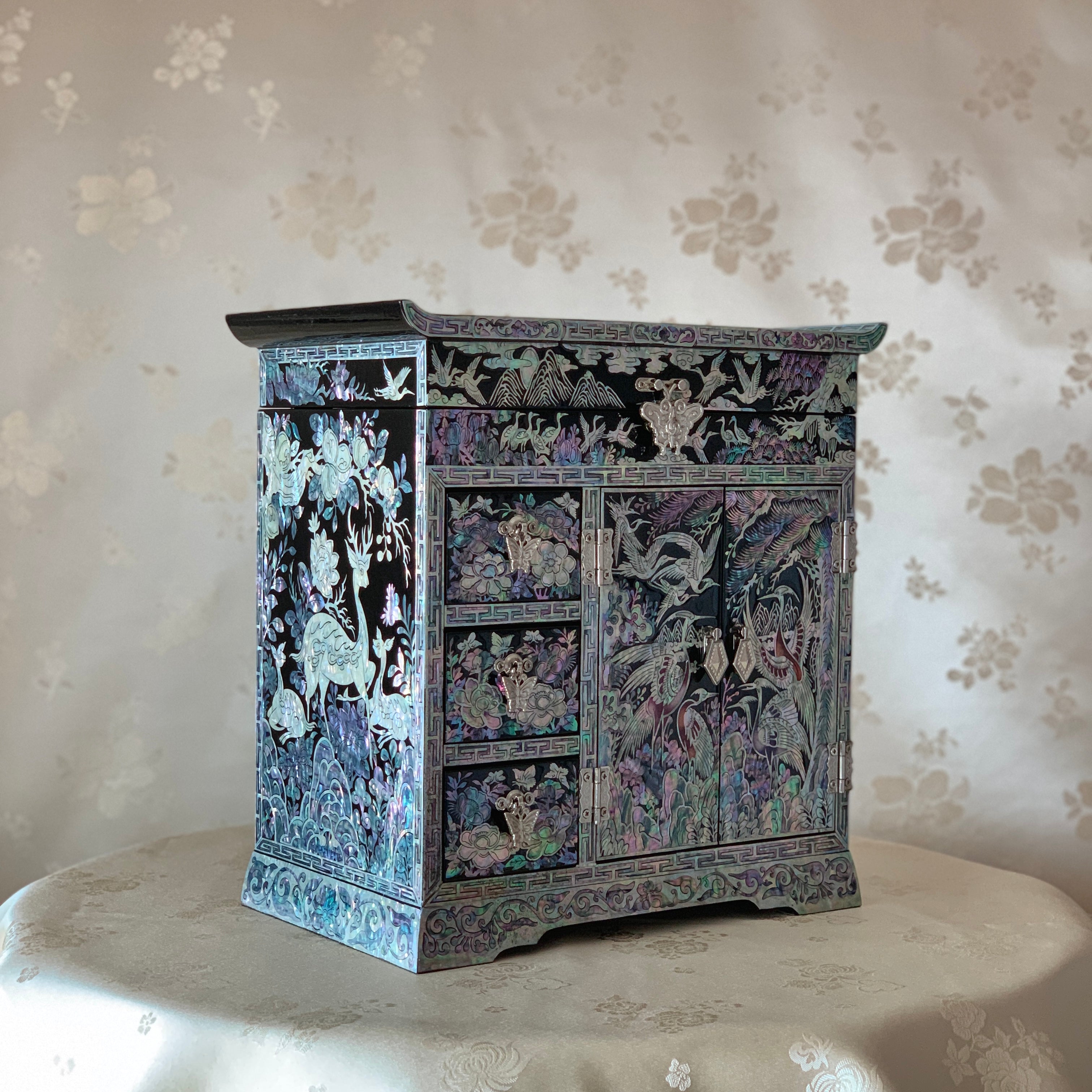 Korean Mother of Pearl Jewelry Chest with Crane Inlay – ArtinKo