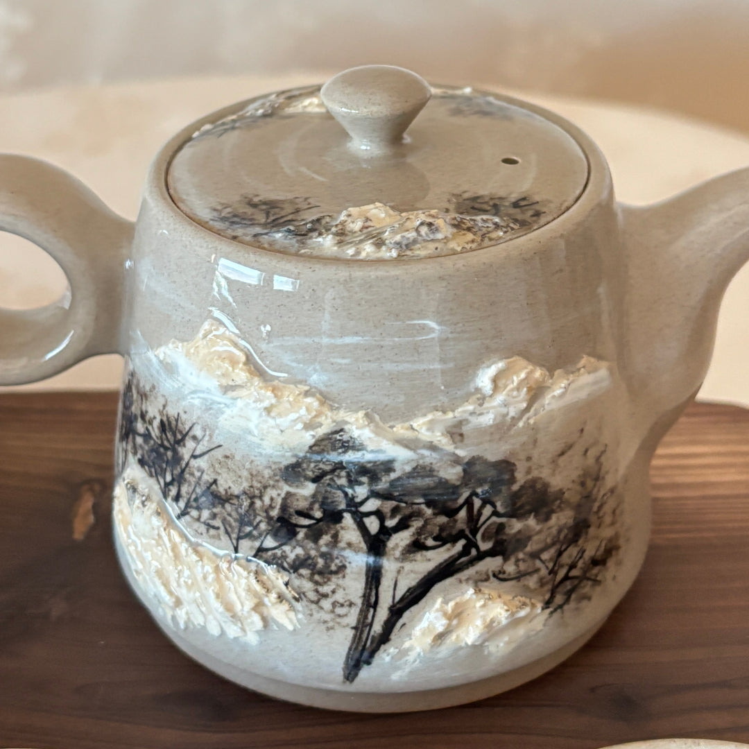Buncheong Tea Set (Dagi): Relief-Applied Snowy Landscape Motif by Master Artisan, 5-Person Set