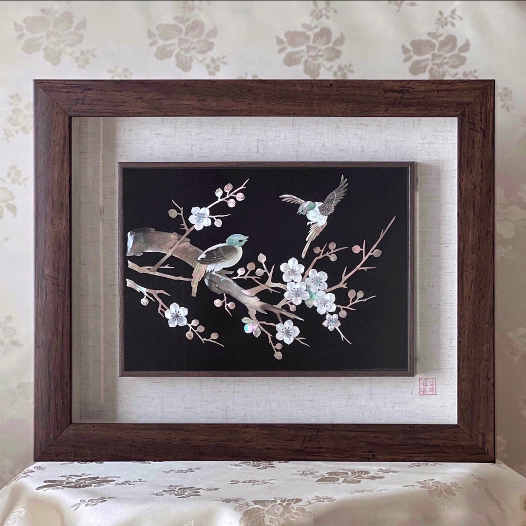 Mother-of-Pearl Art Panel Set: Whole-Shell Details, Horizontal Format