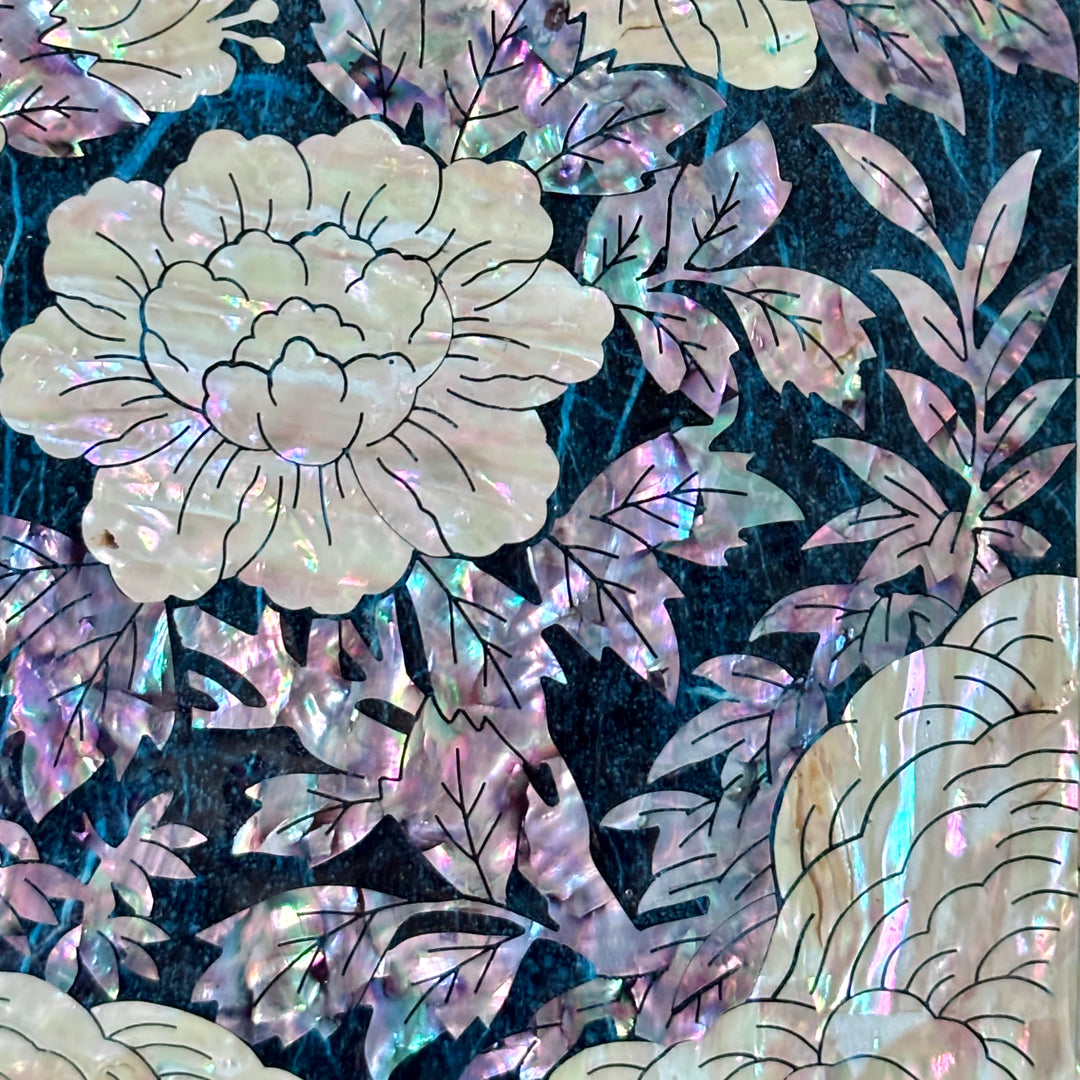 Mother of Pearl Jewelry Box: Butterfly and Peony Motif on Navy Hanji
