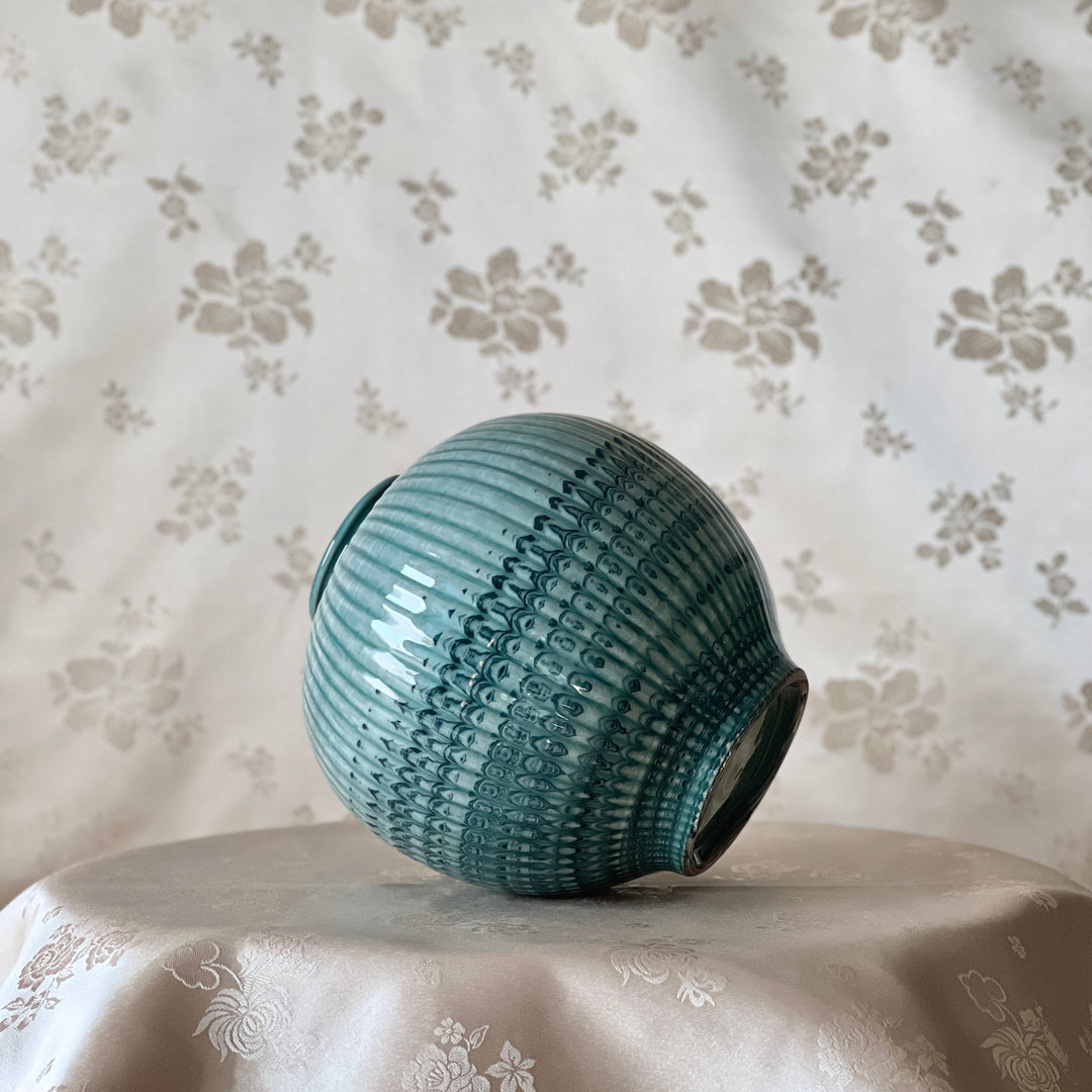 Celadon Jar (Danji): Yeollimun Mixed-Clay Technique